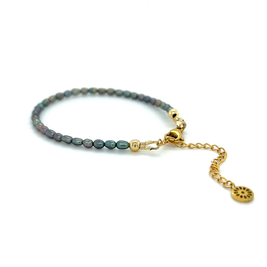 Maricarmen Adjustable Pearl Bracelet