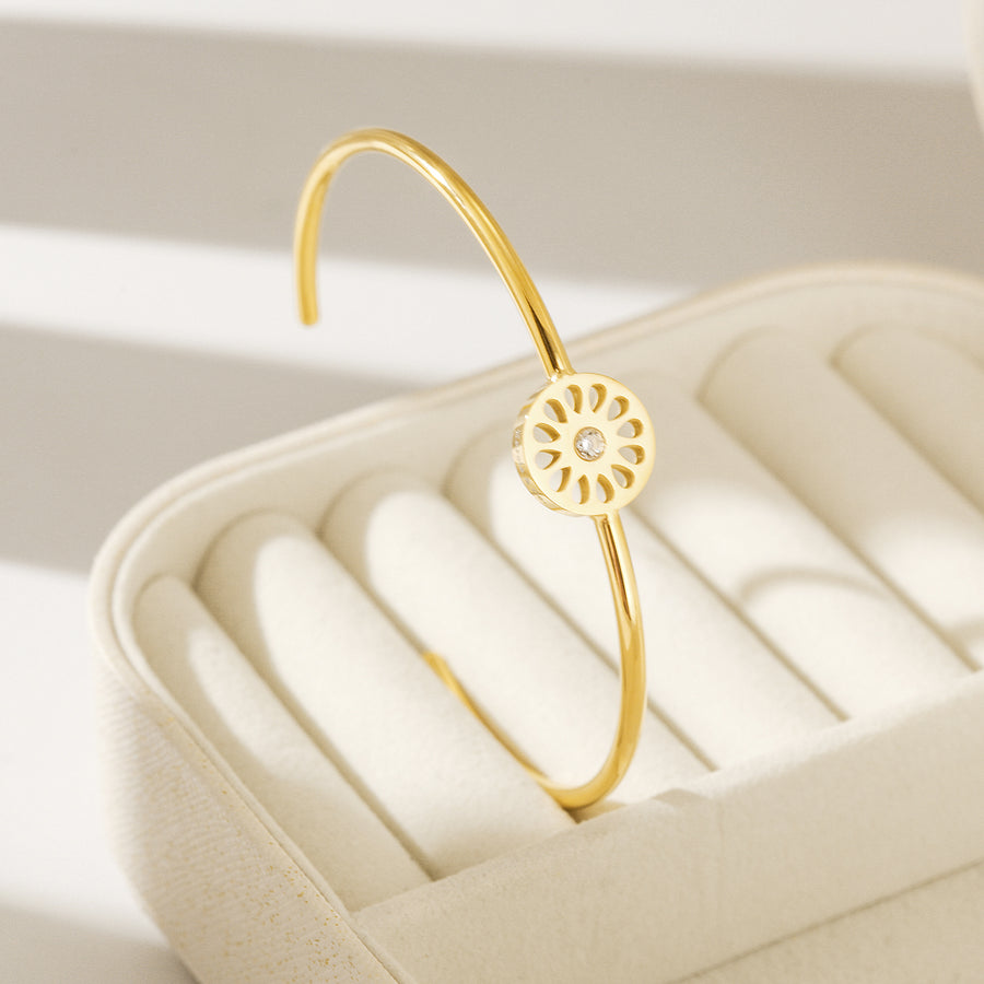 Douze Signature Bangle
